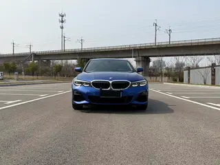 BMW 3 Series 2020 320Li M Sports suit exterior photo 2 BMW 3 Series 2020 320Li M Sports suit exterior photo 2