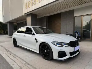BMW 3 Series 2022 325Li M Set de nuit de sport extérieur photo 3 BMW 3 Series 2022 325Li M Set de nuit de sport extérieur photo 3