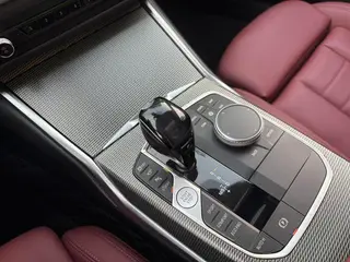 BMW 3 Series 2022 325Li M Set de nuit de sport intérieur photo 19 BMW 3 Series 2022 325Li M Set de nuit de sport intérieur photo 19