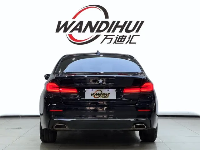 BMW 5 Series 2021 Restyling 530Li Leading Type Luxury Set exterior photo 5 BMW 5 Series 2021 Restyling 530Li Leading Type Luxury Set exterior photo 5