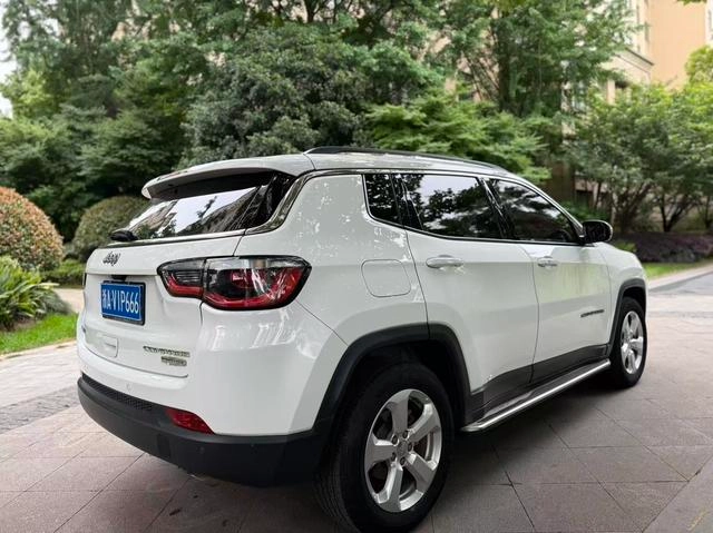 Jeep Compass 2019 200T Automatic Home Internet large screen version exterior photo 6 Jeep Compass 2019 200T Automatic Home Internet large screen version exterior photo 6