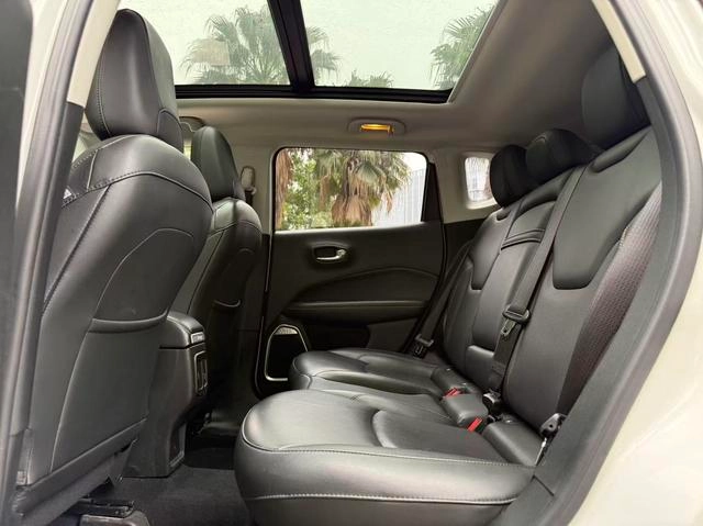 Jeep Compass 2019 200T Automatic Home Internet large screen version interior photo 15 Jeep Compass 2019 200T Automatic Home Internet large screen version interior photo 15