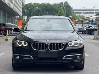 BMW 5 Series 2017 520Li Elegant style exterior photo 2 BMW 5 Series 2017 520Li Elegant style exterior photo 2