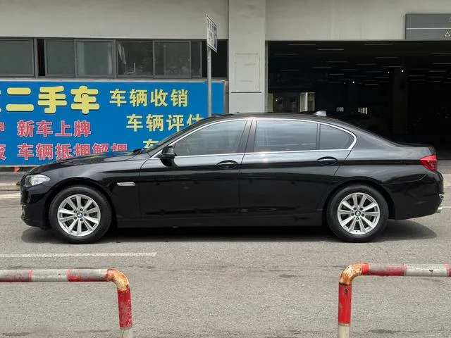 BMW 5 Series 2017 520Li Elegant style exterior photo 7 BMW 5 Series 2017 520Li Elegant style exterior photo 7