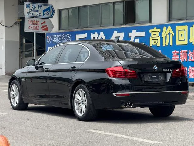 BMW 5 Series 2017 520Li Elegant style exterior photo 8 BMW 5 Series 2017 520Li Elegant style exterior photo 8