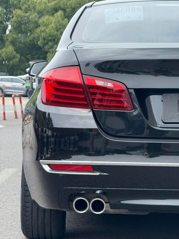 BMW 5 Series 2017 520Li Elegant style exterior photo 10 BMW 5 Series 2017 520Li Elegant style exterior photo 10