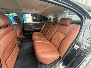 BMW 5 Series 2017 520Li Elegant style interior photo 20 BMW 5 Series 2017 520Li Elegant style interior photo 20