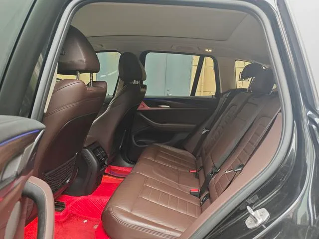 BMW X3 2020 xDrive28i Luxury Set interior photo 15 BMW X3 2020 xDrive28i Luxury Set interior photo 15