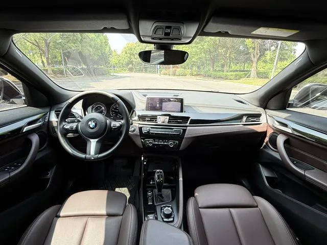 BMW X2 2020 sDrive25i Leading Type M Sports suit exterior photo 6 BMW X2 2020 sDrive25i Leading Type M Sports suit exterior photo 6