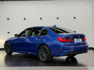 BMW 3 Series 2020 Restyling 325Li M Sports Night Suit interior photo 12 BMW 3 Series 2020 Restyling 325Li M Sports Night Suit interior photo 12