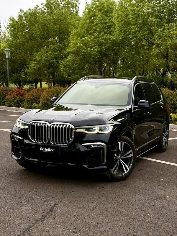 BMW X7 2019 xDrive40i Type de luxe M Ensemble de sport extérieur photo 1 BMW X7 2019 xDrive40i Type de luxe M Ensemble de sport extérieur photo 1