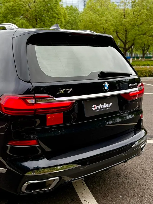 BMW X7 2019 xDrive40i Type de luxe M Ensemble de sport extérieur photo 4 BMW X7 2019 xDrive40i Type de luxe M Ensemble de sport extérieur photo 4