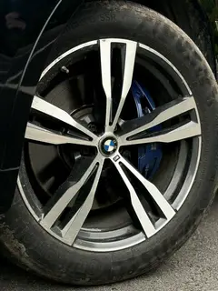 BMW X7 2019 xDrive40i Type de luxe M Ensemble de sport extérieur photo 7 BMW X7 2019 xDrive40i Type de luxe M Ensemble de sport extérieur photo 7