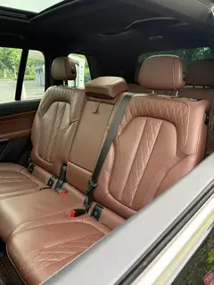 BMW X7 2019 xDrive40i Type de luxe M Ensemble de sport intérieur photo 14 BMW X7 2019 xDrive40i Type de luxe M Ensemble de sport intérieur photo 14