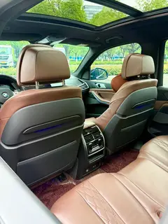 BMW X7 2019 xDrive40i Type de luxe M Ensemble de sport intérieur photo 15 BMW X7 2019 xDrive40i Type de luxe M Ensemble de sport intérieur photo 15