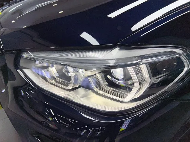 BMW X4 2021 xDrive25i M Traje nocturno deportivo Yao exterior foto 5 BMW X4 2021 xDrive25i M Traje nocturno deportivo Yao exterior foto 5