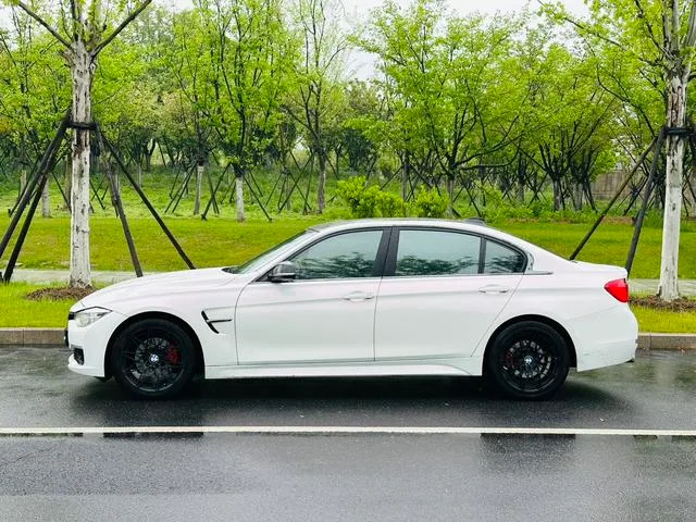 BMW 3 Series 2018 320Li Estilo de moda exterior foto 4 BMW 3 Series 2018 320Li Estilo de moda exterior foto 4