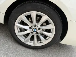 BMW 3 Series GT 2018 320i Модный тип интерьер фото 10 BMW 3 Series GT 2018 320i Модный тип интерьер фото 10