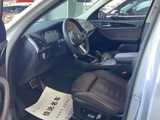 BMW X3 2019 xDrive28i M Conjunto deportivo exterior foto 4 BMW X3 2019 xDrive28i M Conjunto deportivo exterior foto 4