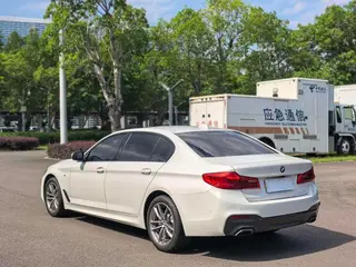 BMW 5 Series 2019 Restyling 525Li M Sports suit exterior photo 7 BMW 5 Series 2019 Restyling 525Li M Sports suit exterior photo 7