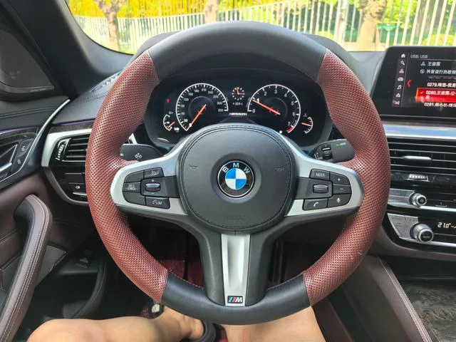 BMW 5 Series 2019 Restyling 525Li M Sports suit interior photo 16 BMW 5 Series 2019 Restyling 525Li M Sports suit interior photo 16