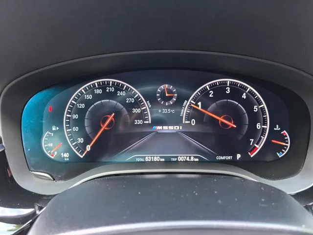 BMW 5 Series 2019 Restyling 525Li M Sports suit interior photo 17 BMW 5 Series 2019 Restyling 525Li M Sports suit interior photo 17