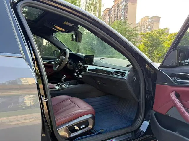BMW 5 Series 2020 530Li Premium Class M Sports suit exterior photo 7 BMW 5 Series 2020 530Li Premium Class M Sports suit exterior photo 7