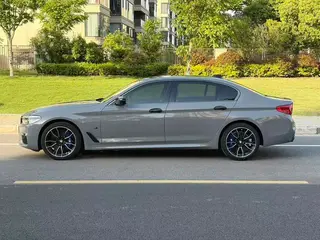 BMW 5 Series 2020 530Li Premium Class M Sports suit interior photo 17 BMW 5 Series 2020 530Li Premium Class M Sports suit interior photo 17