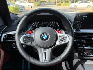 BMW M5 2018 M5 exterior photo 8 BMW M5 2018 M5 exterior photo 8