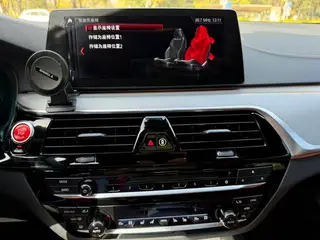 BMW M5 2018 M5 interior photo 12 BMW M5 2018 M5 interior photo 12