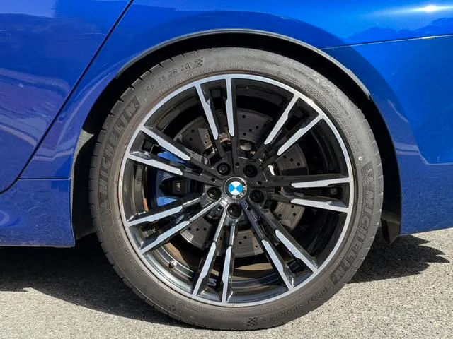BMW M5 2018 M5 interior photo 18 BMW M5 2018 M5 interior photo 18