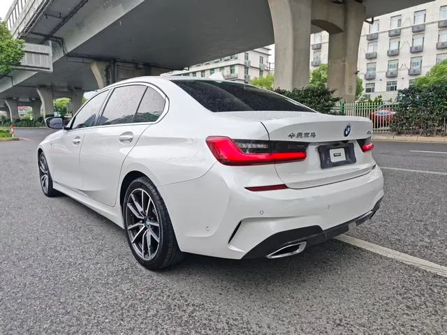 BMW 3 Series 2020 Restyling 325Li M Sports suit interior photo 8 BMW 3 Series 2020 Restyling 325Li M Sports suit interior photo 8