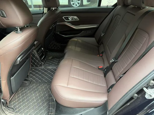 BMW 3 Series 2020 Restyling 325Li M Sports Night Suit interior photo 11 BMW 3 Series 2020 Restyling 325Li M Sports Night Suit interior photo 11