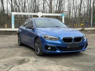 BMW 1 Series 2017 118i Deporte exterior foto 3 BMW 1 Series 2017 118i Deporte exterior foto 3