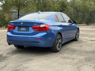 BMW 1 Series 2017 118i Deporte exterior foto 4 BMW 1 Series 2017 118i Deporte exterior foto 4