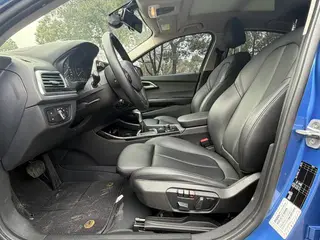 BMW 1 Series 2017 118i Deporte interior foto 10 BMW 1 Series 2017 118i Deporte interior foto 10