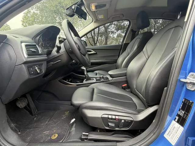BMW 1 Series 2017 118i Deporte interior foto 10 BMW 1 Series 2017 118i Deporte interior foto 10
