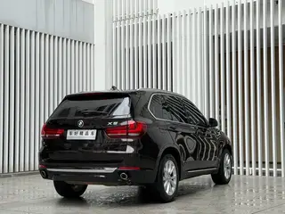 BMW X5 2018 xDrive28i interior foto 12 BMW X5 2018 xDrive28i interior foto 12