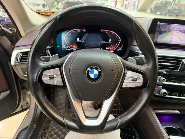 BMW 5 Series 2020 530Li Leading Type Luxury Set interior photo 6 BMW 5 Series 2020 530Li Leading Type Luxury Set interior photo 6