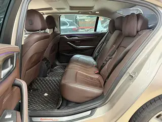 BMW 5 Series 2020 530Li Leading Type Luxury Set interior photo 8 BMW 5 Series 2020 530Li Leading Type Luxury Set interior photo 8