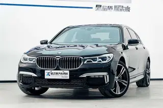 BMW 7 Series 2018 740Li xDrive Premium Class M Sports suit exterior photo 2 BMW 7 Series 2018 740Li xDrive Premium Class M Sports suit exterior photo 2