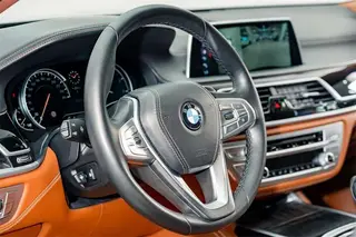 BMW 7 Series 2018 740Li xDrive Premium Class M Sports suit exterior photo 9 BMW 7 Series 2018 740Li xDrive Premium Class M Sports suit exterior photo 9