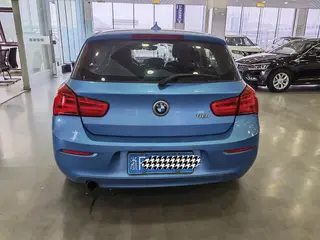 BMW 1 Series (Imported) 2018 118i Leading Type exterior photo 4 BMW 1 Series (Imported) 2018 118i Leading Type exterior photo 4