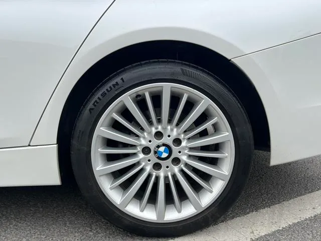 BMW 3 Series 2018 320Li Fashionable interior photo 17 BMW 3 Series 2018 320Li Fashionable interior photo 17