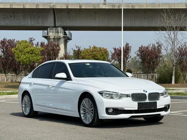 BMW 3 Series 2018 320Li Fashionable exterior photo 3 BMW 3 Series 2018 320Li Fashionable exterior photo 3