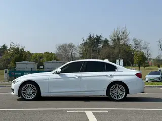 BMW 3 Series 2018 320Li Fashionable exterior photo 4 BMW 3 Series 2018 320Li Fashionable exterior photo 4