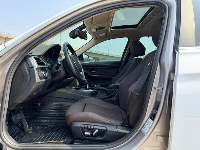 BMW 3 Series 2018 320Li Fashionable exterior photo 9 BMW 3 Series 2018 320Li Fashionable exterior photo 9