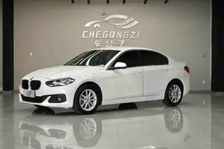 BMW 1 Series 2017 118i Fashionable exterior photo 1 BMW 1 Series 2017 118i Fashionable exterior photo 1