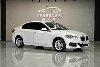 BMW 1 Series 2017 118i Fashionable exterior photo 3 BMW 1 Series 2017 118i Fashionable exterior photo 3