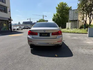 BMW 5 Series 2020 530Li Leading Type Luxury Set exterior photo 5 BMW 5 Series 2020 530Li Leading Type Luxury Set exterior photo 5
